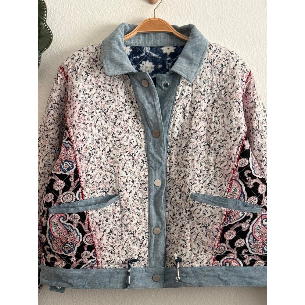 Blank NYC Patchwork Reversible Quilted Floral Jac… - image 5